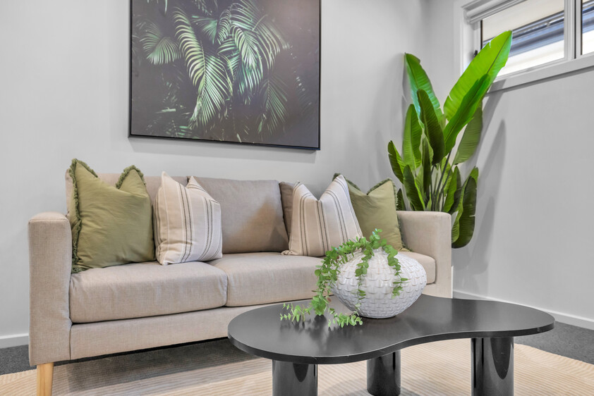 Newly Built Contemporary Corner-Block Family Home with Ground-Floor Guest Suite