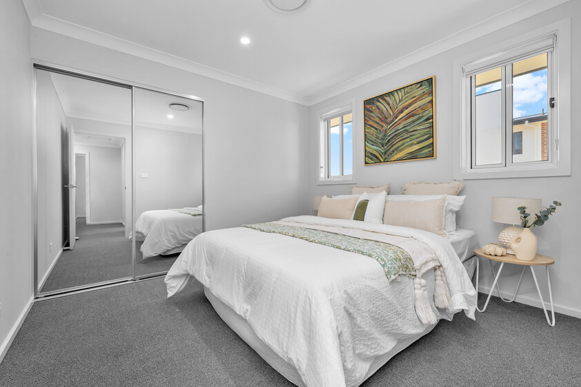 Newly Built Contemporary Corner-Block Family Home with Ground-Floor Guest Suite