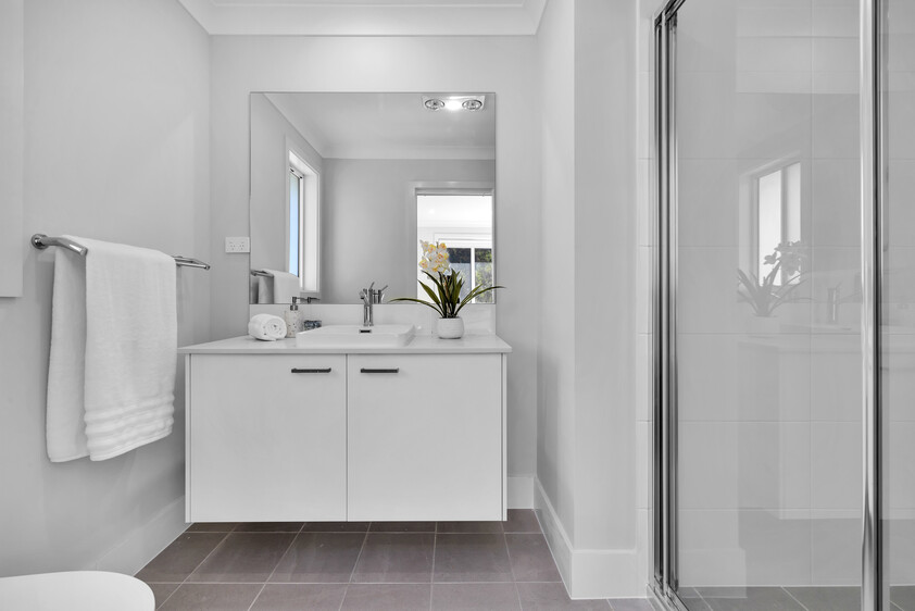 Newly Built Contemporary Corner-Block Family Home with Ground-Floor Guest Suite