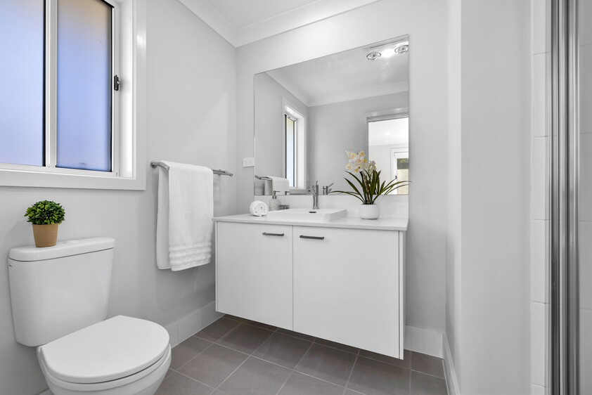 Newly Built Contemporary Corner-Block Family Home with Ground-Floor Guest Suite