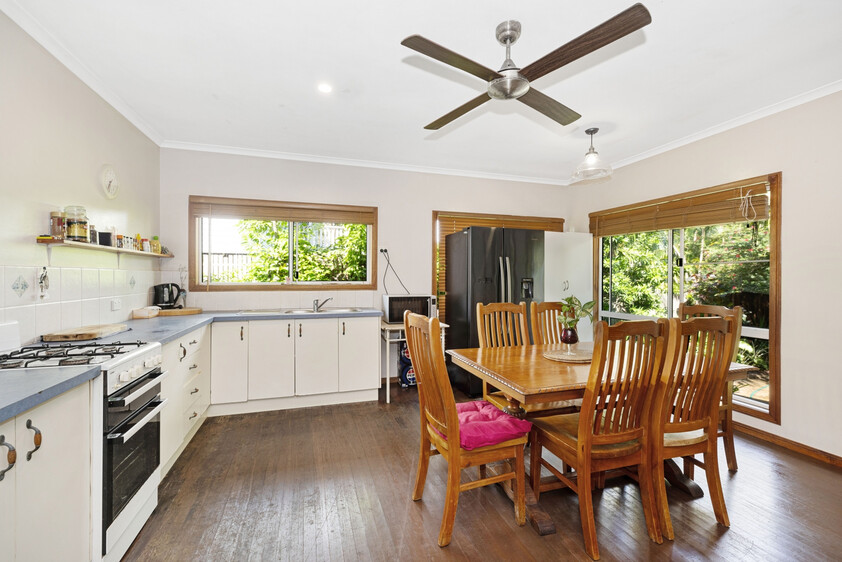 LOCATION, LIFESTYLE & POTENTIAL JUST ONE STREET FROM THE BEACH