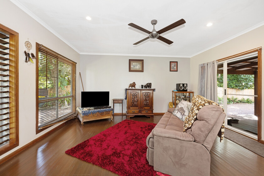 LOCATION, LIFESTYLE & POTENTIAL JUST ONE STREET FROM THE BEACH