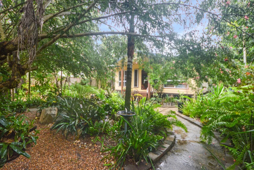 LOCATION, LIFESTYLE & POTENTIAL JUST ONE STREET FROM THE BEACH