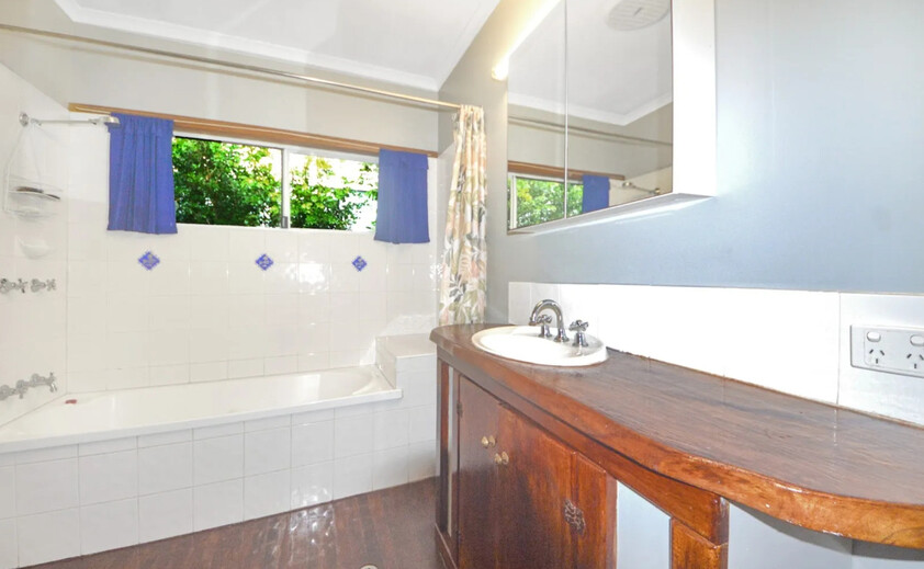 LOCATION, LIFESTYLE & POTENTIAL JUST ONE STREET FROM THE BEACH