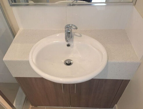 2 Bedroom Apartment in Small Complex of 3