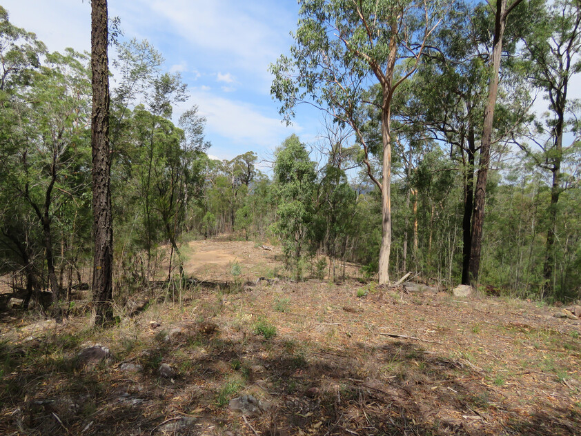 112 Acres of Natural Australian Bushland Escape, Explore & Create Your Own Private Retreat