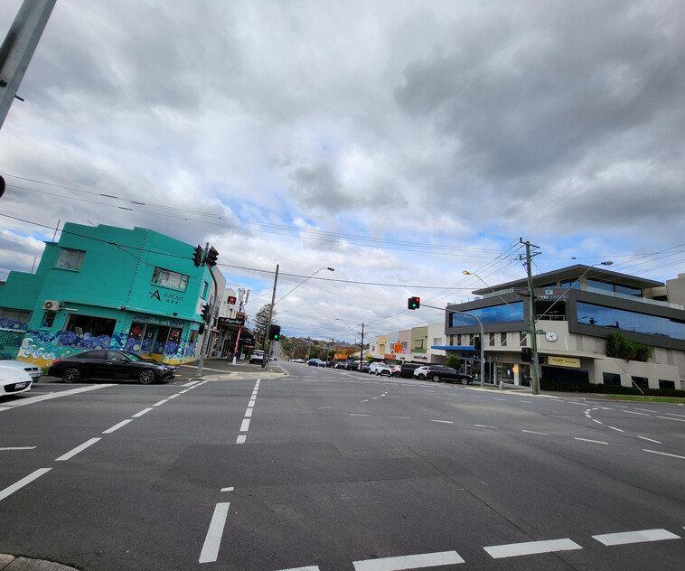 Spacious 3 BR Residence in Prime Balwyn North Shopping Precinct + Option for a Commercial Premises