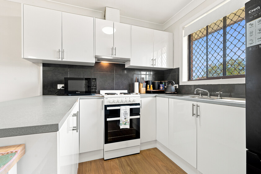 3 BEDROOM RENOVATED BRICK & TILE HOME - QUIET LOCATION INVEST, NEST OR EXPAND