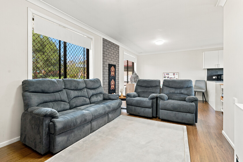 3 BEDROOM RENOVATED BRICK & TILE HOME - QUIET LOCATION INVEST, NEST OR EXPAND