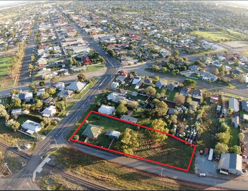 Tree Change, Large Block, Walking Distance to CBD