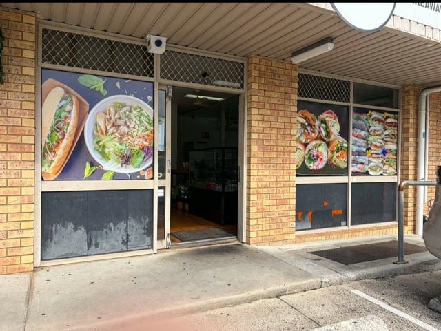 COMMERCIAL PREMISES WITH HIGH EXPOSURE