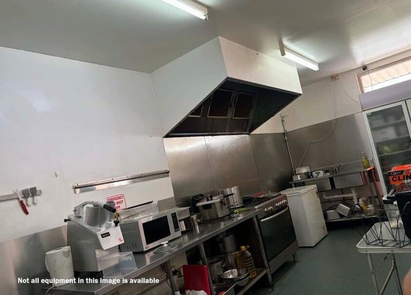 COMMERCIAL PREMISES WITH HIGH EXPOSURE
