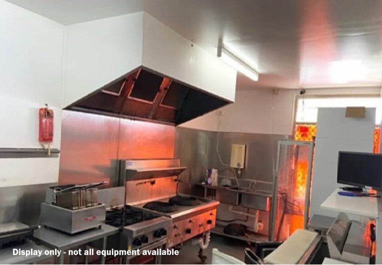 COMMERCIAL PREMISES WITH HIGH EXPOSURE