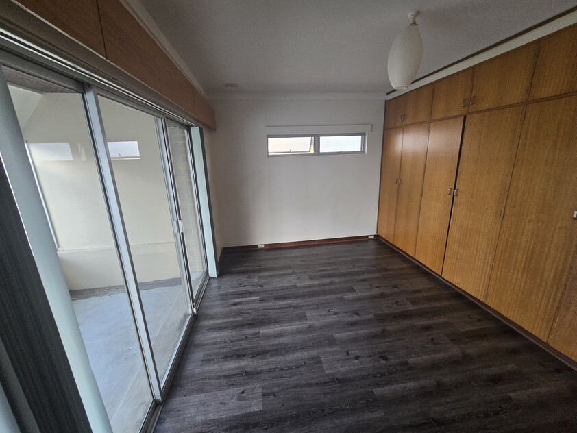 2 floor Studio apartment