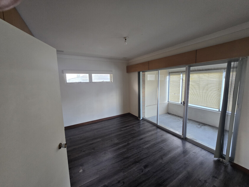 2 floor Studio apartment