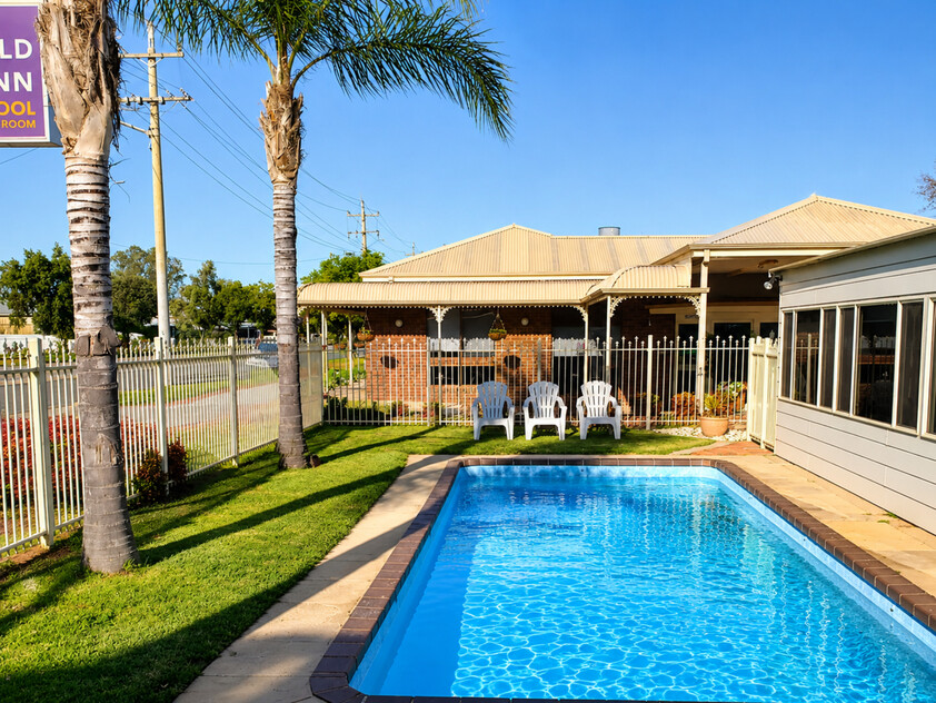 Freehold Motel & Restaurant Investment with Long-Term Lease