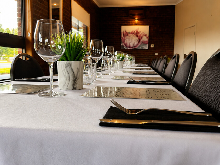 Freehold Motel & Restaurant Investment with Long-Term Lease