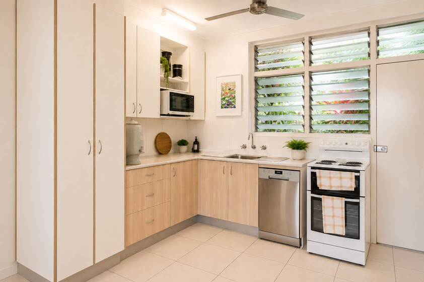 Live by the Sea Stylish Ground Floor Living with a Private Tropical Courtyard