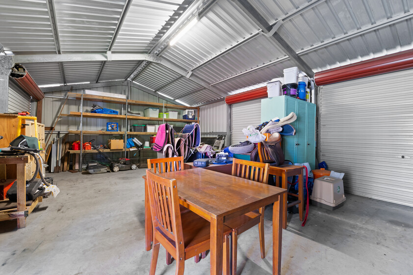 Beautifully Renovated Queensland Cottage on 4,047m² Horse Ready & Dual Access