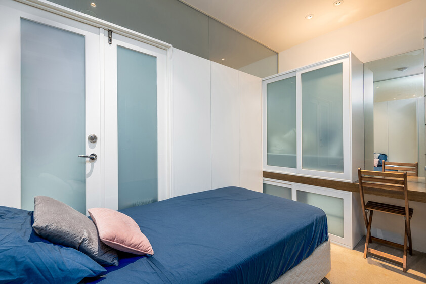 Fully Furnished Beachfront Living in the Heart of St Kilda