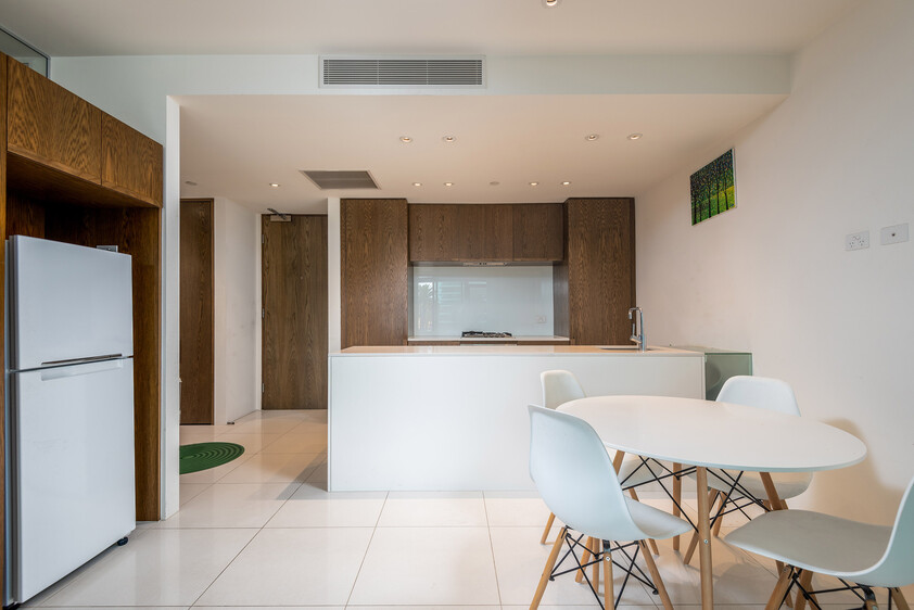 Fully Furnished Beachfront Living in the Heart of St Kilda