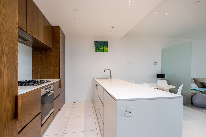 Fully Furnished Beachfront Living in the Heart of St Kilda