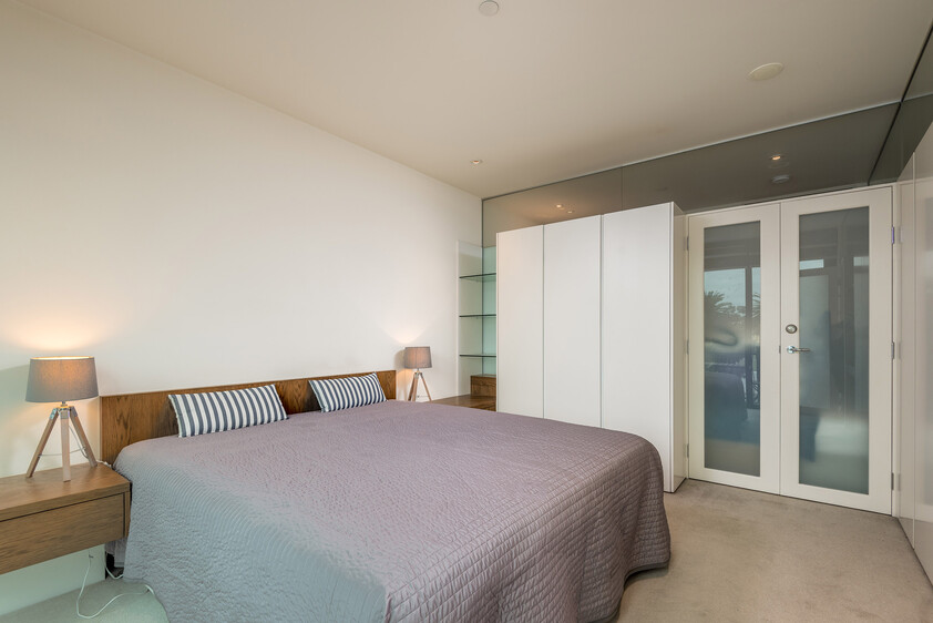 Fully Furnished Beachfront Living in the Heart of St Kilda