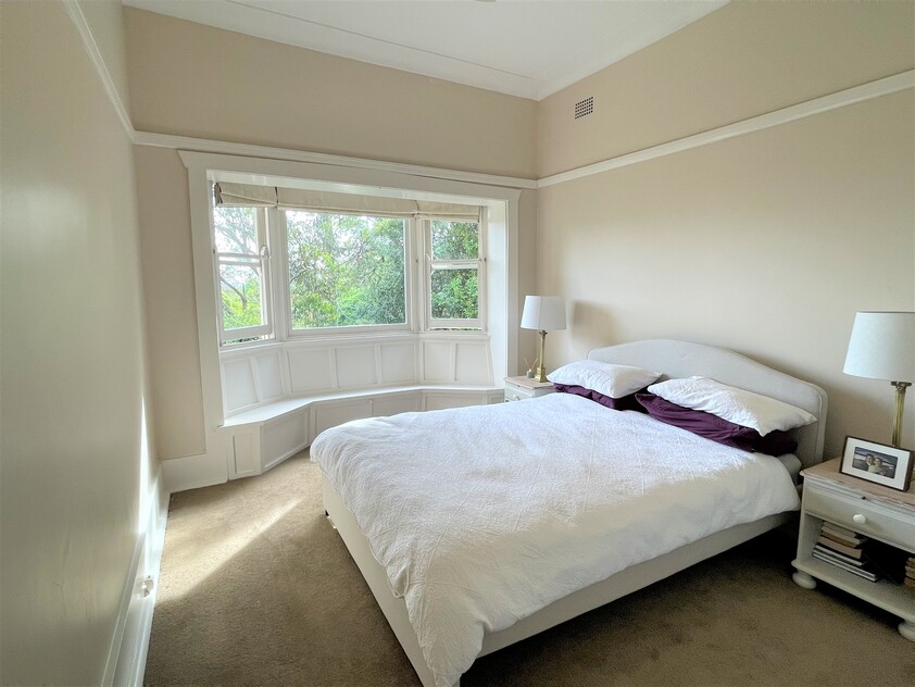 Is this the most convenient location in Roseville, and quiet too?