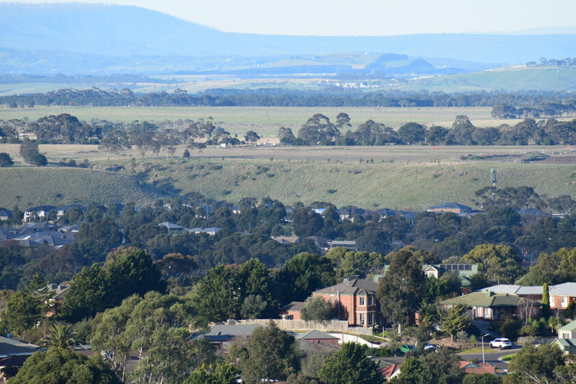 5 Wedmore Crescent, Sunbury Build Your Dream Lifestyle with Breathtaking Views.