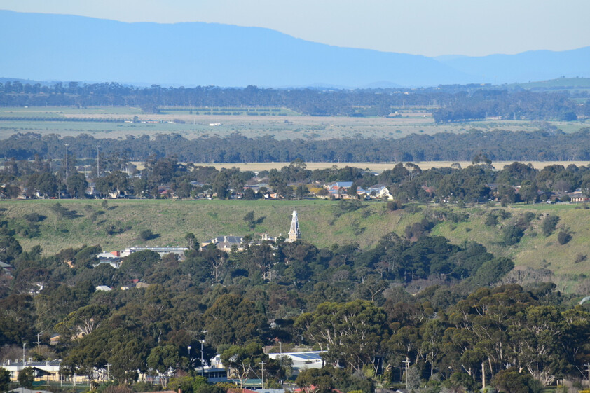 5 Wedmore Crescent, Sunbury Build Your Dream Lifestyle with Breathtaking Views.
