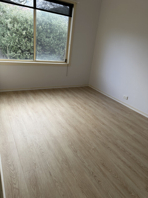 Spacious 4-Bedroom Family Home in Point Cook Perfect for Long-Term Lease!