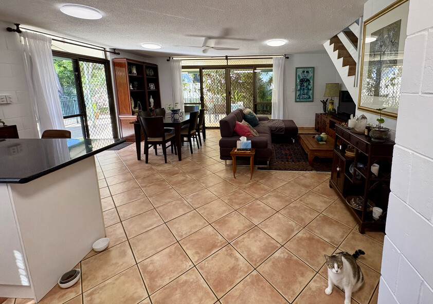 Fantastic Fannie Bay Townhouse with Own Plunge Pool