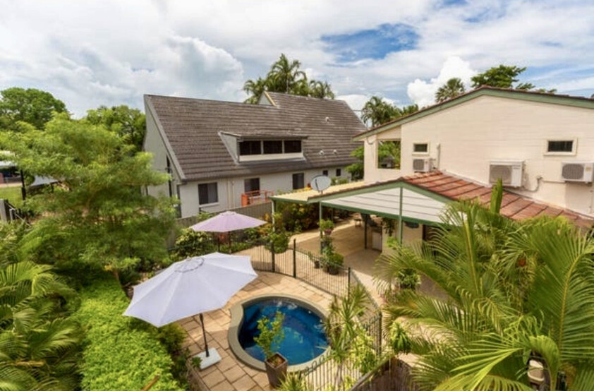 Fantastic Fannie Bay Townhouse with Own Plunge Pool