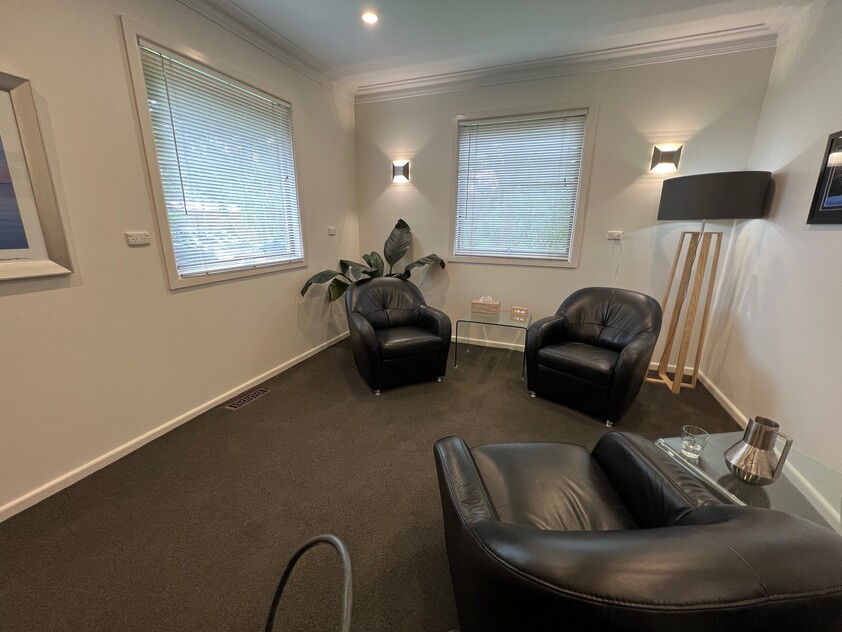 Great opportunity in a prime location, with excellent visibility.