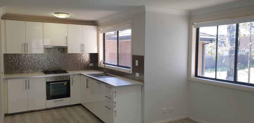 Almost new 3 bdrm 3 bthrm townhouse