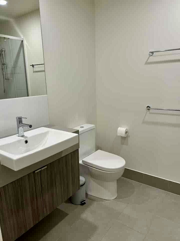 Modern Boutique 2-Bedroom Apartment in the Heart of Chermside