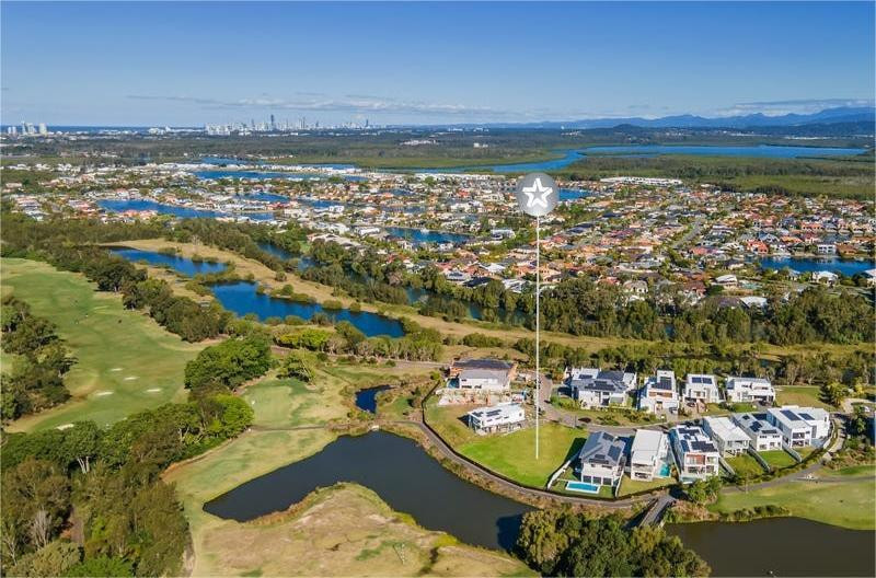 Design Your Dream Golf Course Residence | 846m² North-Facing Land in Hope Island Resort