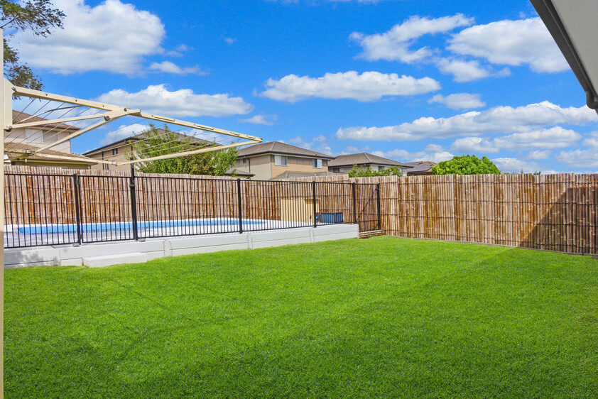 Flexible Multigenerational Living | Excellent Transport Links | Pool & Backyard Lifestyle