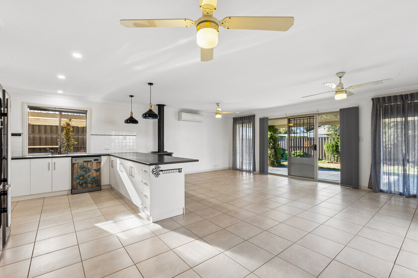 Spacious & Comfortable 3-Bedroom Home in Strathalbyn