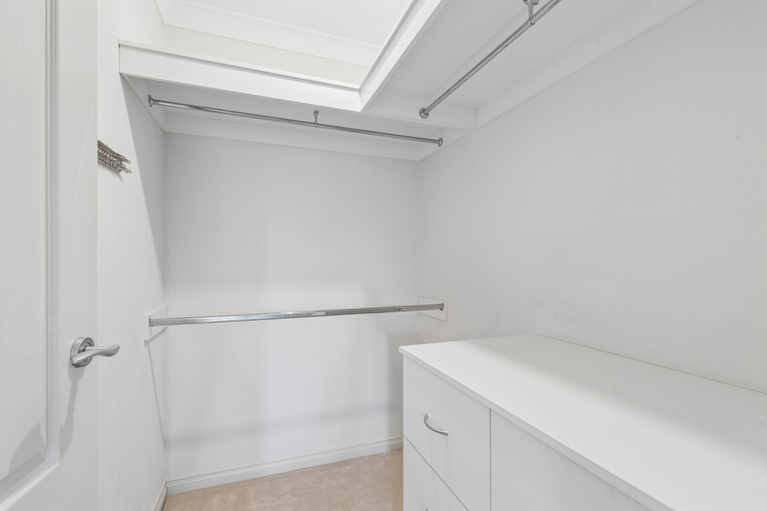 Spacious & Comfortable 3-Bedroom Home in Strathalbyn