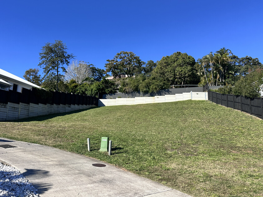 Premium Land ready now in established Panorama Estate