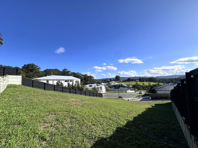 Premium Land ready now in established Panorama Estate