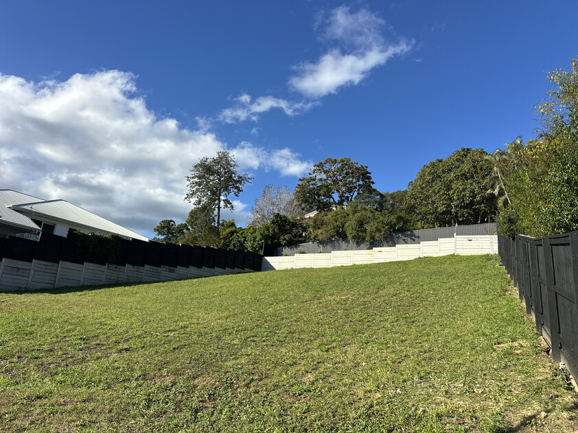 Premium Land ready now in established Panorama Estate