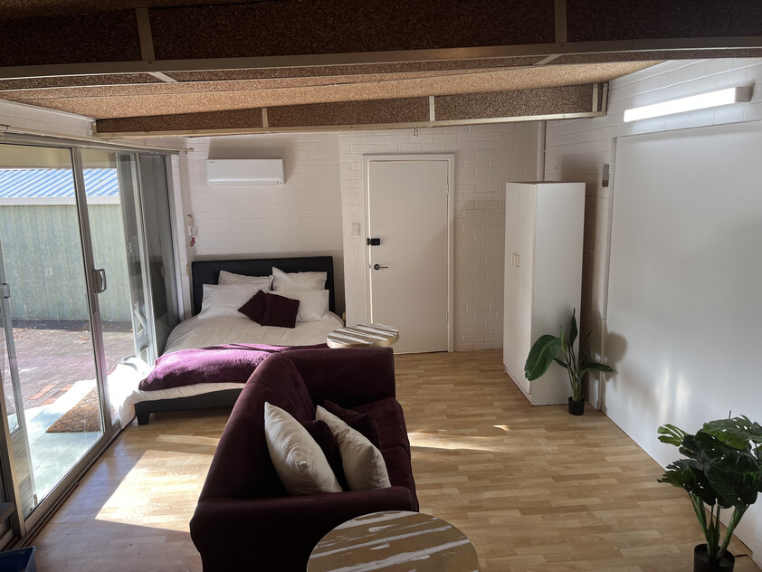 Spacious, Fully Furnished over 38 sqm Studio Room for rent