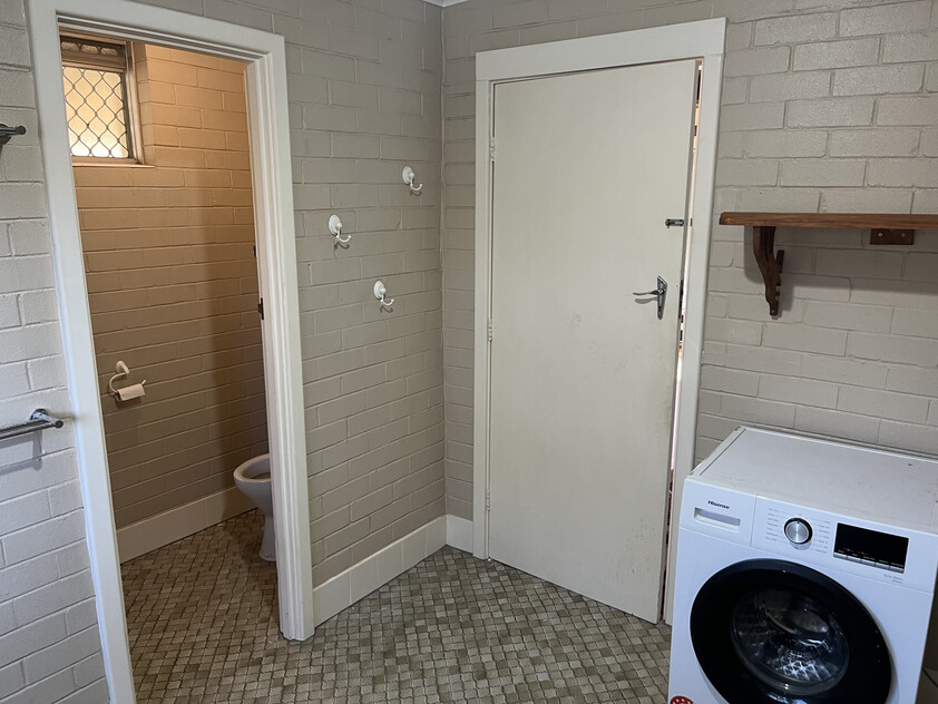 Spacious, Fully Furnished over 38 sqm Studio Room for rent