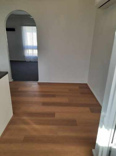 2 br Croydon Park unit, clean, comfortable, quiet and close to the city