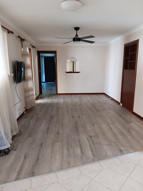 Spacious/Comfortable Brick & Tile Home