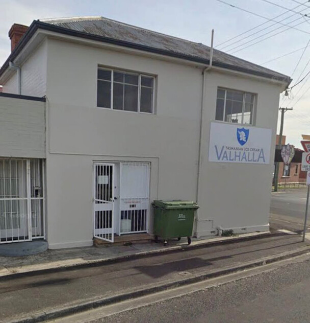 PRIME DUAL-LEVEL COMMERCIAL TENANCY FOR LEASE