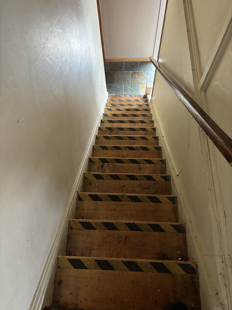 PRIME DUAL-LEVEL COMMERCIAL TENANCY FOR LEASE