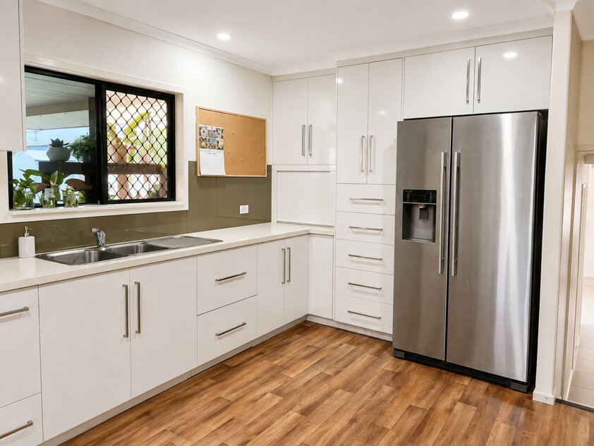 Spacious Family Living with Separate Guest Accommodation & Huge Entertaining